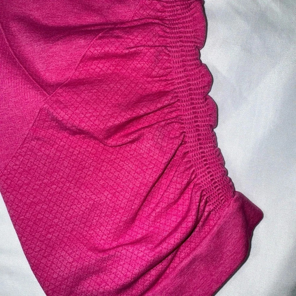 Lululemon Ebb to Street Cropped Leggings Barbie Pink (8) - Picture 4 of 9